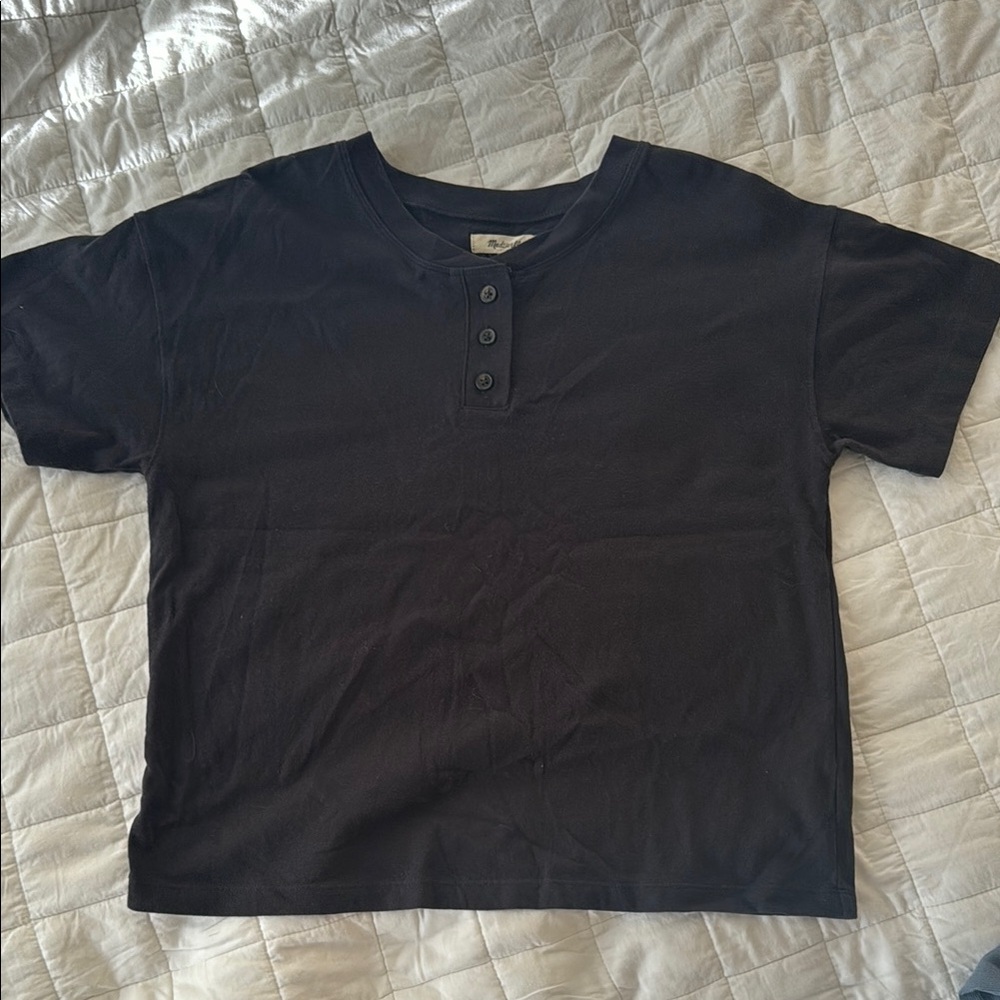 Black Button-Up Madewell T-Shirt (oversized/boxy fit)